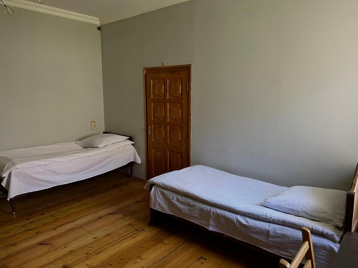 Guesthouse Kostava 72 Kazbegi Extérieur photo